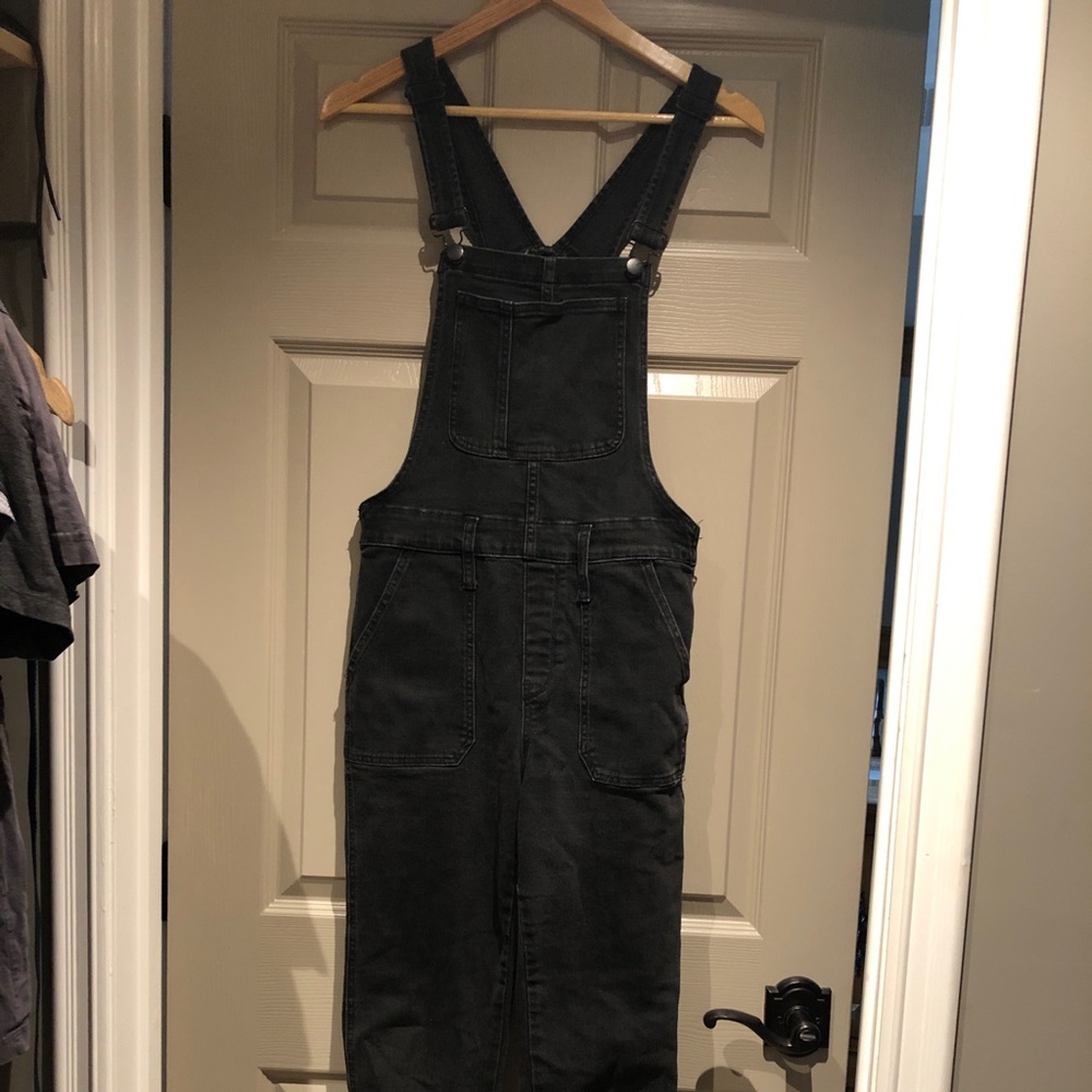 Madewell women’s black overalls M